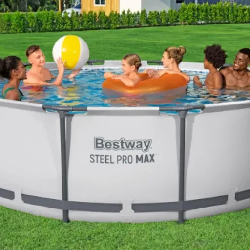 Test Bestway Steel Pro Max 366 x 100 : la grande piscine familiale qui fait le job sans chichis