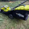 RYOBI RY18LMH37A-250 : le test complet de la tondeuse hybride qui ne tombe jamais en panne de batterie