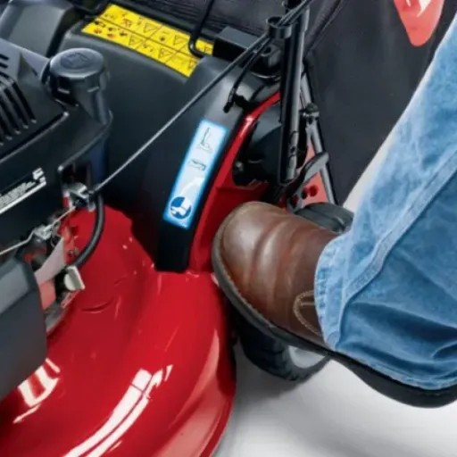 Avis Toro 20996 Recycler : la tondeuse thermique qui mise sur le mulching et l’AutoMatic Drive