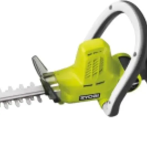 Avis RYOBI OHT1850X : le taille-haies sur bras articulé qui simplifie la taille des haies hautes