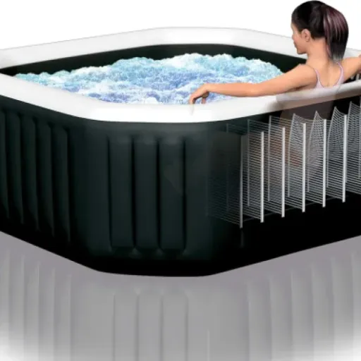 Avis Intex Pure Spa Carbone 6 Places : le spa gonflable connecté qui mise sur les bulles et les jets