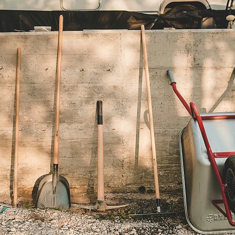 Utiliser le bois brûlé et l'huile de lin dans votre jardin