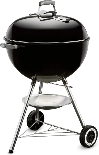 Classic Kettle barbecue au charbon de bois, surface de cuisson Ø 57cm, barbecue avec couvercle et cuve en acier emaillé, thermomètre intégré au couvercle, trépied et roues - Noir (1341504)