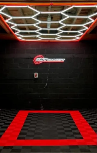 Lot de 25 dalles de sol clipsables - NOIR - (4m²) pour garage, cellier, atelier, abris de jardin - Effet Damier 40x40cm, ép.1,8cm, Marque CLIC & dalle, série CLASSIC, Intérieur-Extérieur.