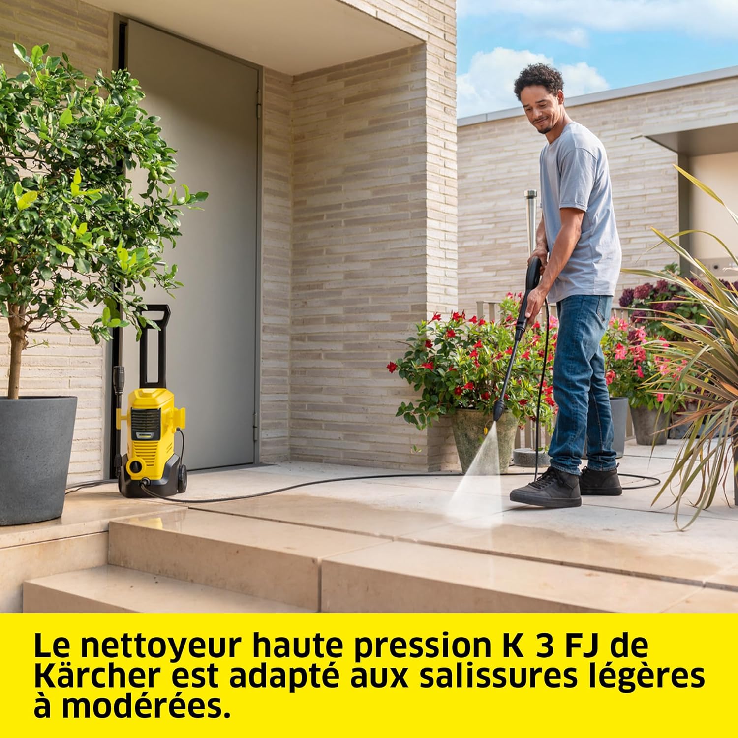 Kärcher Nettoyeur Haute Pression K 3 FJ Home, Pression : max - 120 bar, Débit : 380 l/h, Surface : 25 m²/h, Poids : 4,3 kg, Pistolet Haute Pression, Rotabuse, Lance Vario Power, Buse à Mousse, Home Kit