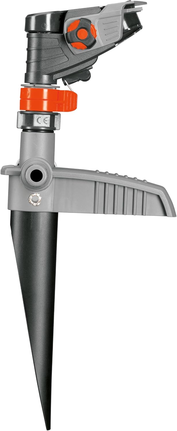 Arroseur-Canon sur pic Comfort de Gardena : arroseur de Grande Surface pour l'arrosage de Surfaces de 75 à 490 m², réglage en continu de la portée jusqu'à 12,5 m (8141-20) Spike Comfort