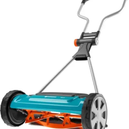 Test Gardena Gardening Tools : Une tondeuse manuelle qui fait le job