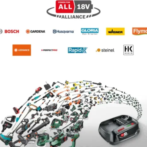 Test Bosch ROTAK18V-32 : la petite tondeuse sans-fil qui fait le job pour les petits jardins