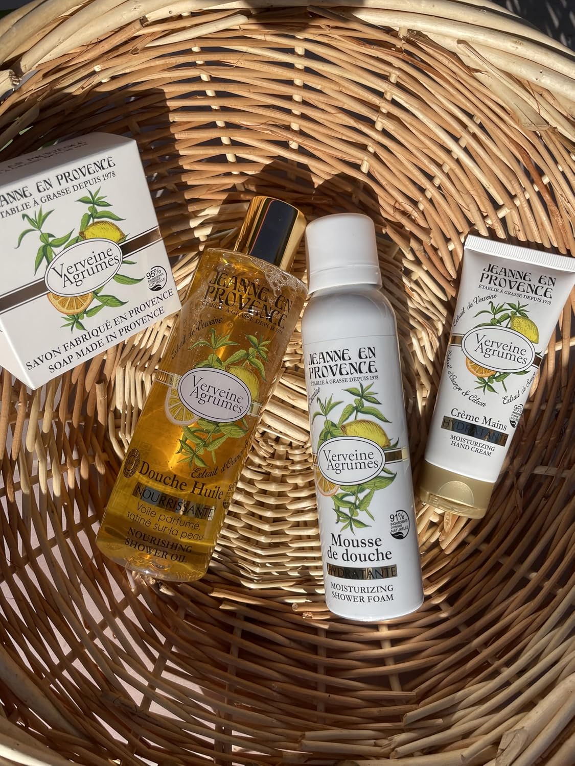 Savon Solide Corps & Mains - Parfum Verveine Agrumes - Nettoie, Adoucit & Parfume - 95% d'Ingrédients d'Origine Naturelle - Savon Fabriqué en Provence - 100 gr 100 g (Lot de 1)