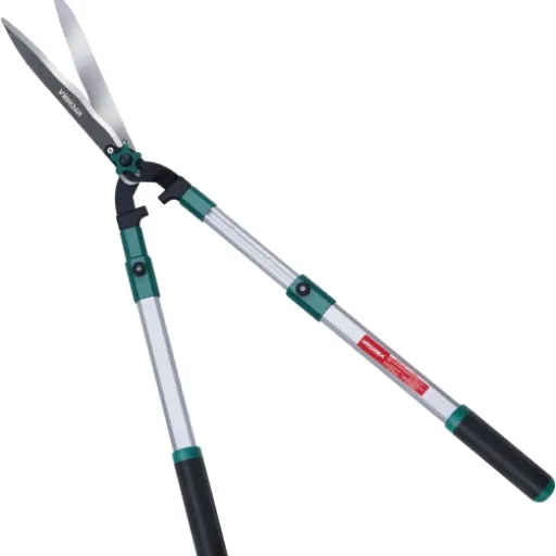 Test HYCHIKA Cisaille Haie Telescopique 111CM : une cisaille simple qui fait bien le job au jardin