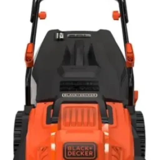 Test BLACK+DECKER BEMW481BH-QS : une tondeuse filaire qui fait le job pour les jardins moyens