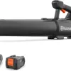 Test Husqvarna Aspire B8X-P4A : le souffleur compact qui remplace (presque) le balai