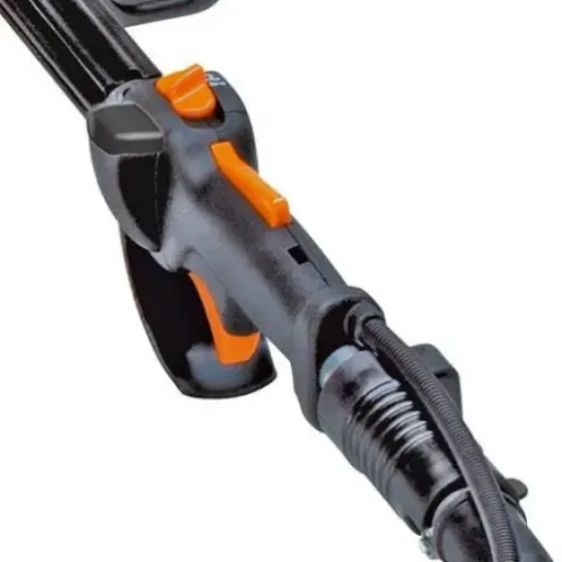 Test Stihl FR 235 : la débroussailleuse à dos qui mise sur la puissance plus que sur le confort