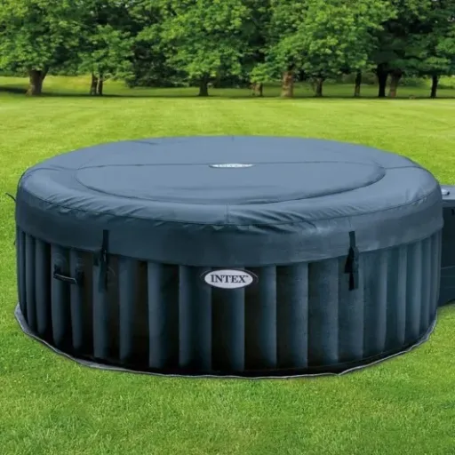 Test Intex Pure Spa Blue Navy 6 Places : le spa gonflable qui fait le job sans ruiner le jardin