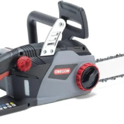 Test Oregon CS1400 2400W : une tronçonneuse électrique qui fait le job pour le bois de jardin